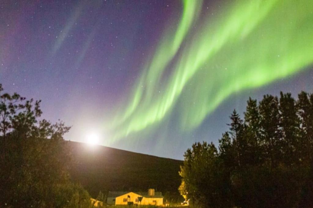 Þorsmoerk Farm 12 Min From Akureyri Apartment Svalbarthseyri ภายนอก รูปภาพ