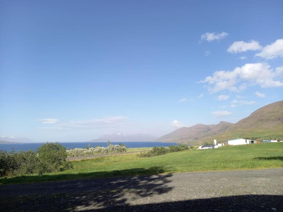 Þorsmoerk Farm 12 Min From Akureyri Apartment Svalbarthseyri ภายนอก รูปภาพ